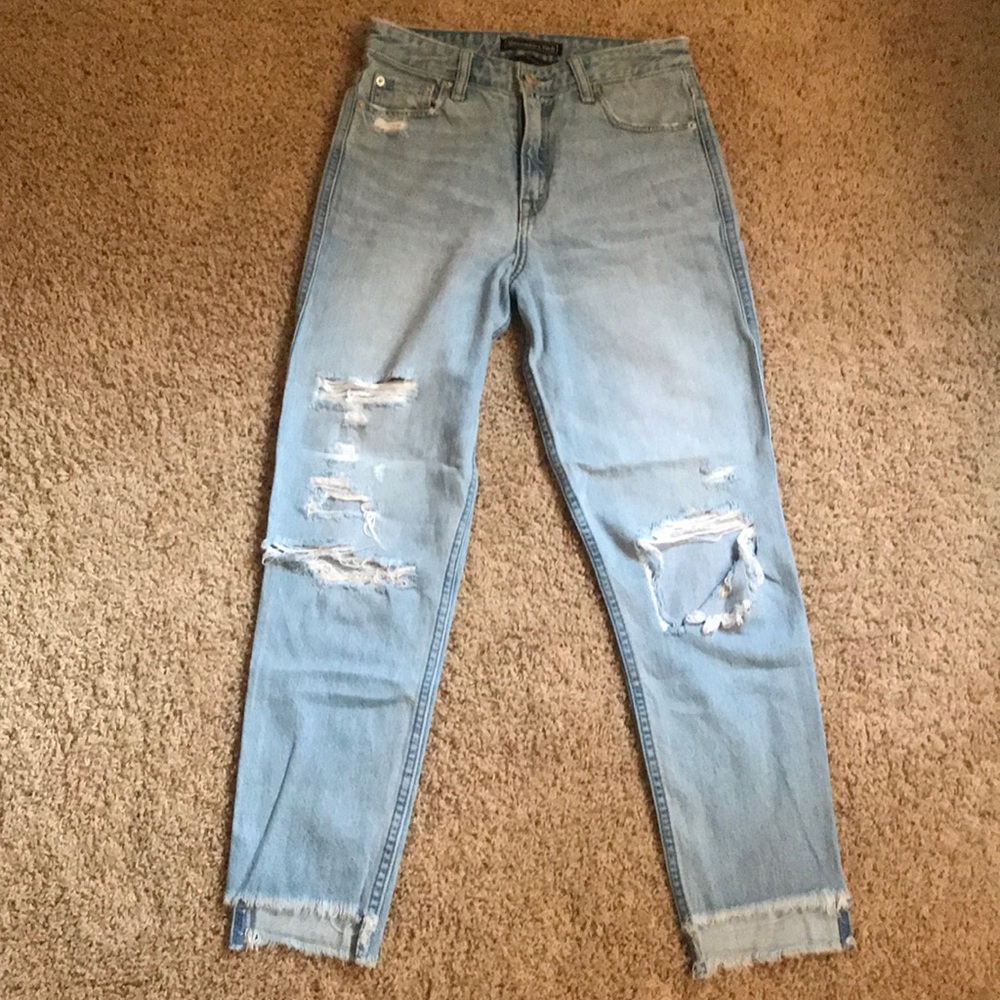 Girlfriend jeans